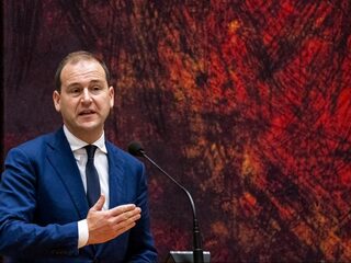 Asscher (PvdA): 'We geven alleen steun aan het kabinet voor het derde pakket bij garantie op werk'