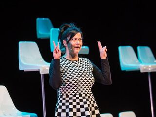 Ellen Dikker: 'Vaccineren, of toch kurkuma?'