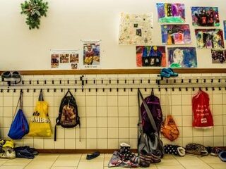 Leraren basisscholen in Noord-Nederland staken