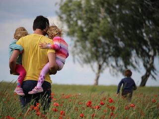 Stand.NL: Vaders moeten vaker ouderschapsverlof opeisen