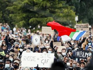 Waarom heeft Rutte een probleem met de term 'institutioneel racisme'?