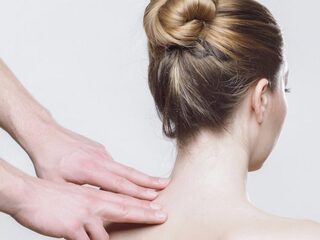 Voorkom nek- en rugklachten met deze tips van de chiropractor
