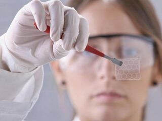 Met piepkleine deeltjes levens redden