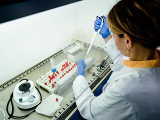 Factcheck: Kan het coronavirus overleven in de vriezer?