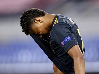 Ajax uitgeschakeld in Europa League na gelijkspel tegen AS Roma