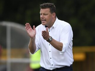 Spektakel en oersaai: de eerste divisie in een notendop