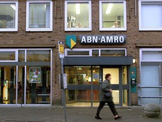 Stand.nl: Banken moeten juist nu makkelijker zijn met geld uitlenen