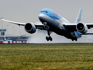 Hoe de uitstoot van de Nederlandse luchtvaart zo kon groeien