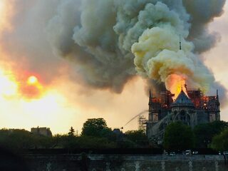 'Binnen een paar jaar staat de Notre-Dame weer'