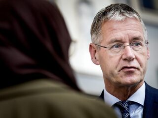 Slob: vrijheid van onderwijs in gevaar door Haga en Cheider
