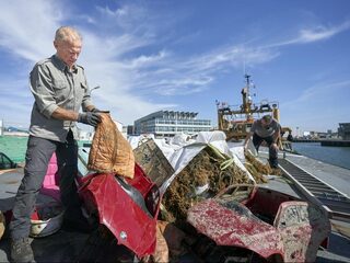 Podcast De Dag: waarom de Noordzee nog lang niet af is van de MSC Zoe