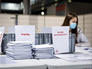 Stand.nl: 'Stemmen per post is niet voor herhaling vatbaar'