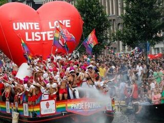 Deze Dag Toen: Homoseksualiteit geschrapt als 'geestesziekte'