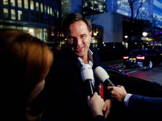 Geen pensioenakkoord na marathonoverleg, gesprekken na weekend verder