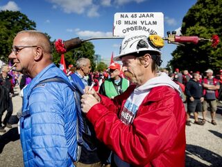Iedereen met pensioen na 45 jaar werk: 'Goed idee, maar onhaalbaar'
