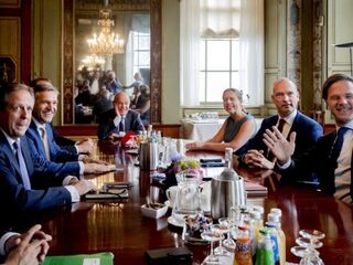 'Leerlingen moeten les krijgen over het Wilhelmus'