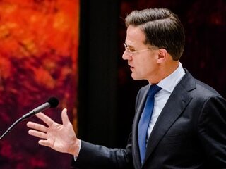 Kamer wil vervroegde opening basisscholen, kabinet gaat er schoorvoetend naar kijken