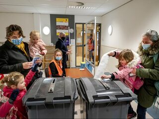 Wat zou de jeugd stemmen? 'Jongens worden rechtser in de pubertijd'