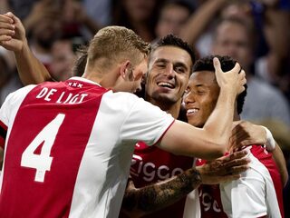 Vandaag op NPO Radio 1: extreme meningen, vrouwelijke spionnen en eredivisie