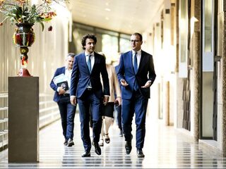 Achterban ziet PvdA en GroenLinks het liefst fuseren