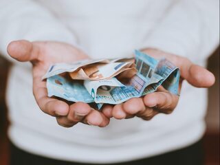 Stand.nl: De looneis van 5 procent is in deze tijd meer dan terecht