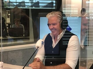 Dries Roelvink in tranen bij afscheid 1 op 1