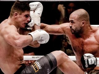 Badr Hari en Rico Verhoeven met de koppen tegen elkaar