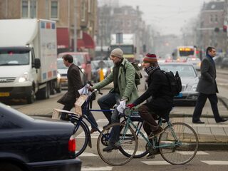Stand.nl:In een druk land als Nederland zijn verkeersslachtoffers onvermijdelijk