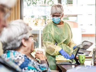 FNV: mogelijk slachtoffers door mondkapjesgate