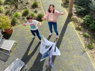 De thuisblijvers: 'kinderen zullen zich deze tijd later herinneren'