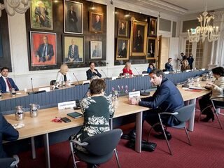 Liveblog verkiezingen: Jorritsma (VVD) en Ollongren (D66) aangesteld als verkenners