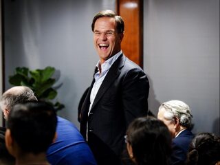 Gaat Rutte echt niet naar Brussel?