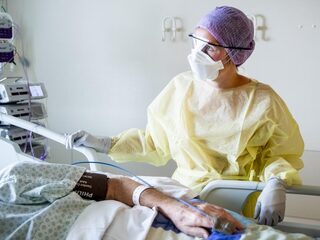 Operazangers helpen bij herstel COVID-patiënten