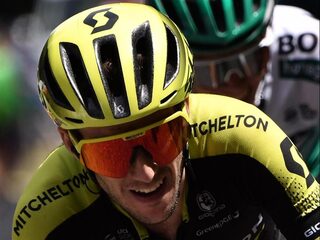 Simon Yates heeft na etappezeges in Giro en Vuelta nu ook Tourrit binnen