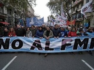 Argentijnen moeten opnieuw bij IMF aankloppen. Hoe is het zo ver gekomen?