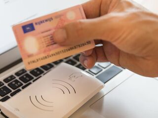 Duizenden mensen rijden rond met ongeldig rijbewijs