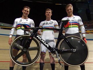 Strijden met de concurrenten en met elkaar