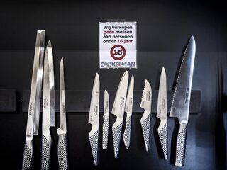 Podcast De Dag: Waarom jongeren met messen rondlopen