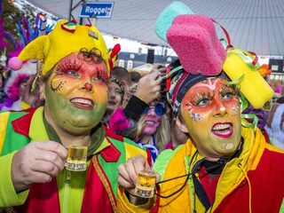 Is carnaval het feest van de democratie?