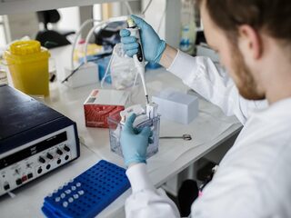 Deze Nederlander wil zich vrijwillig laten besmetten met het coronavirus