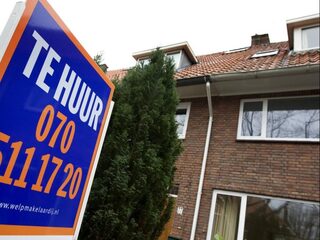 Stand.nl: In navolging van Berlijn moeten ook grote steden hier de huurprijzen bevriezen