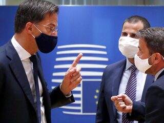 Wat is belangrijker: geopolitiek of financiële soliditeit?