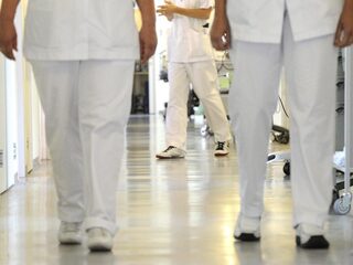 Podcast De Dag: resistente bacterie verstopte zich in het ziekenhuis-riool