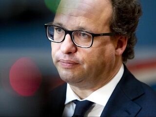 Stemming binnen FNV over pensioenakkoord uitgesteld