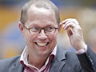 Politicus veroorzaakt ophef door uitdossing op privéfoto