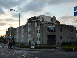 Dode en gewonden bij explosie wooncomplex Veendam