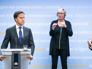 We smijten met 'crises' en dat is problematisch