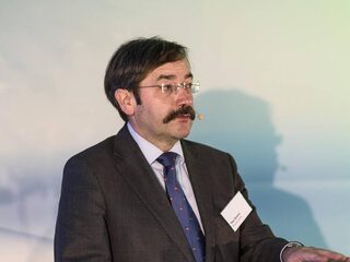 Waarom kon de gouverneur van Limburg niet aanblijven?