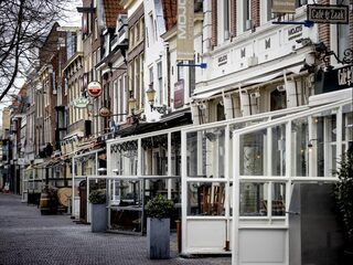 Podcast De Dag: Wat we kunnen leren van vorige economische rampen