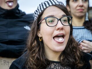 De abortuspil bij de huisarts? 'Deze pil is niet niks'